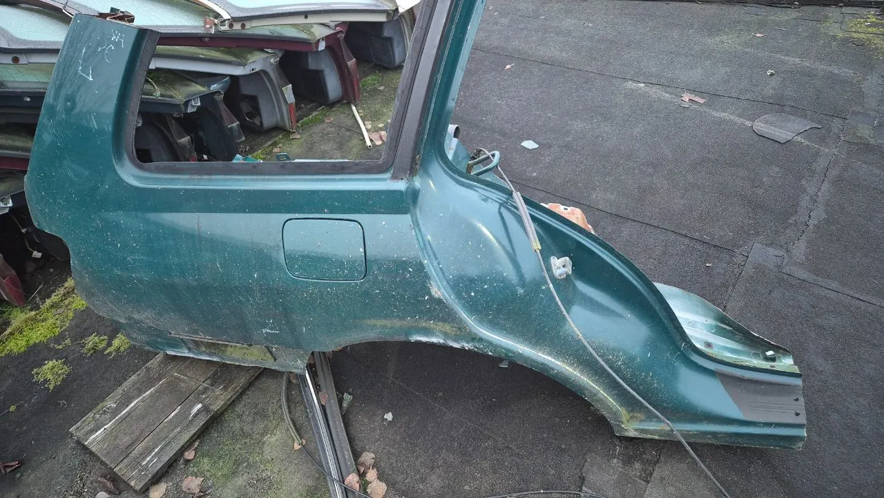 Крыло заднее правое Peugeot 406 1 поколение