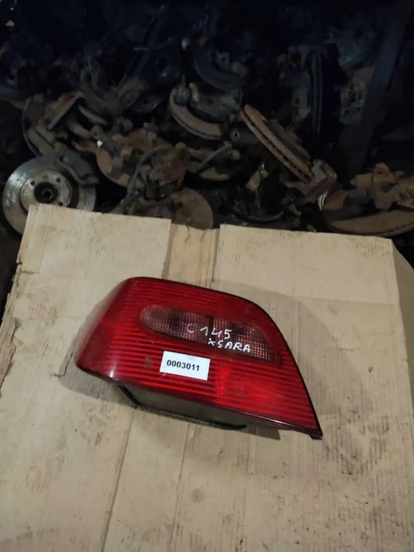 Фонарь задний левый Citroen Xsara 1 поколение [рестайлинг]