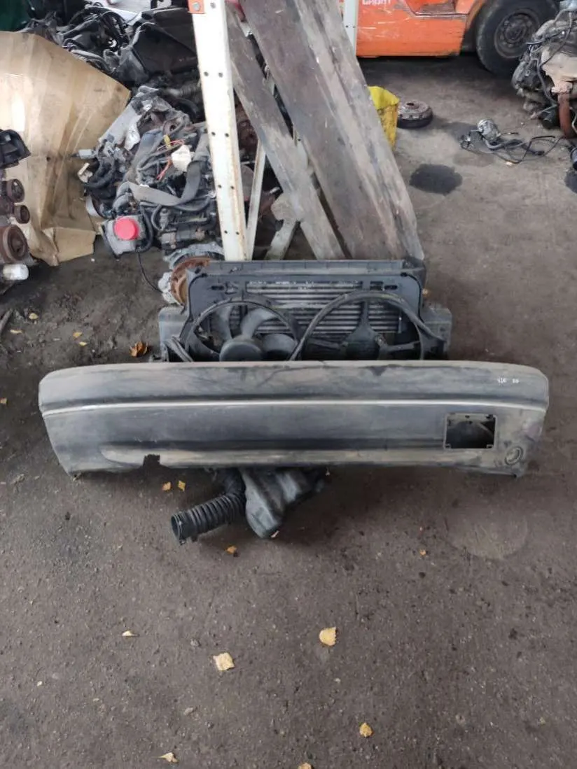 бампер задний Citroen ZX 1 поколение