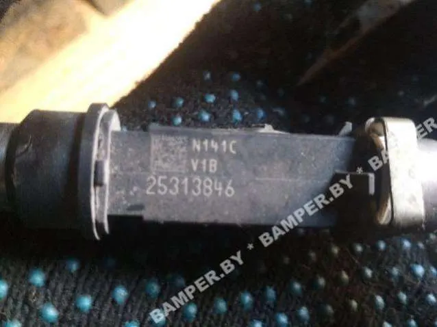 Форсунка бензиновая Opel Meriva 1 поколение 25313846
