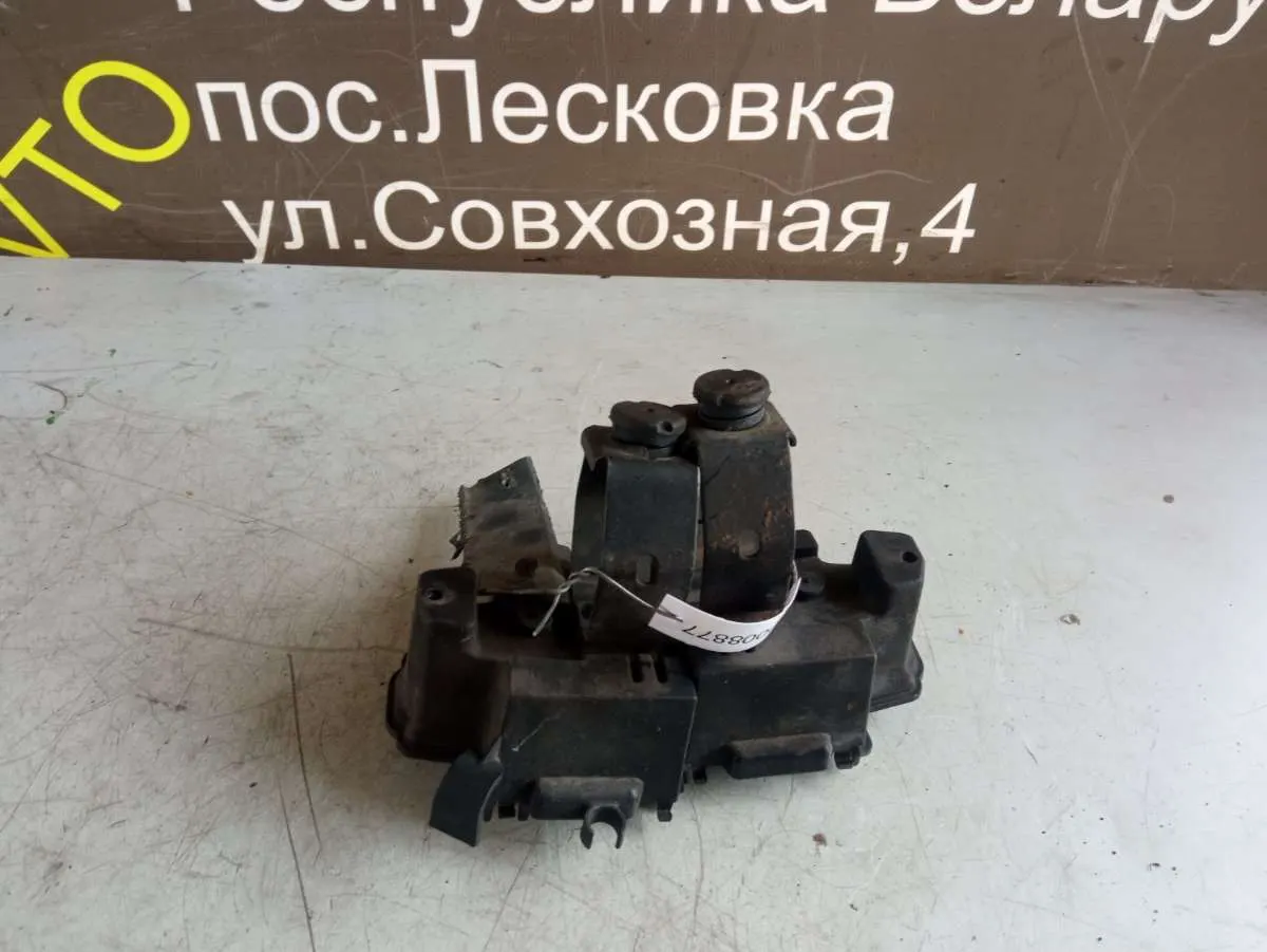 держатель капота Renault Scenic 3 поколение