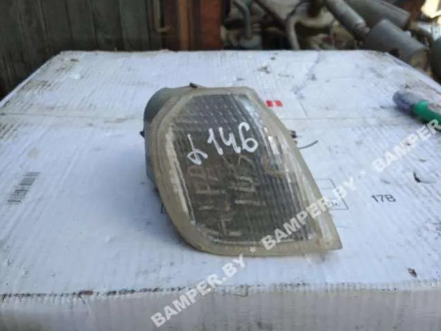 Поворотник правый Alfa Romeo 146 930