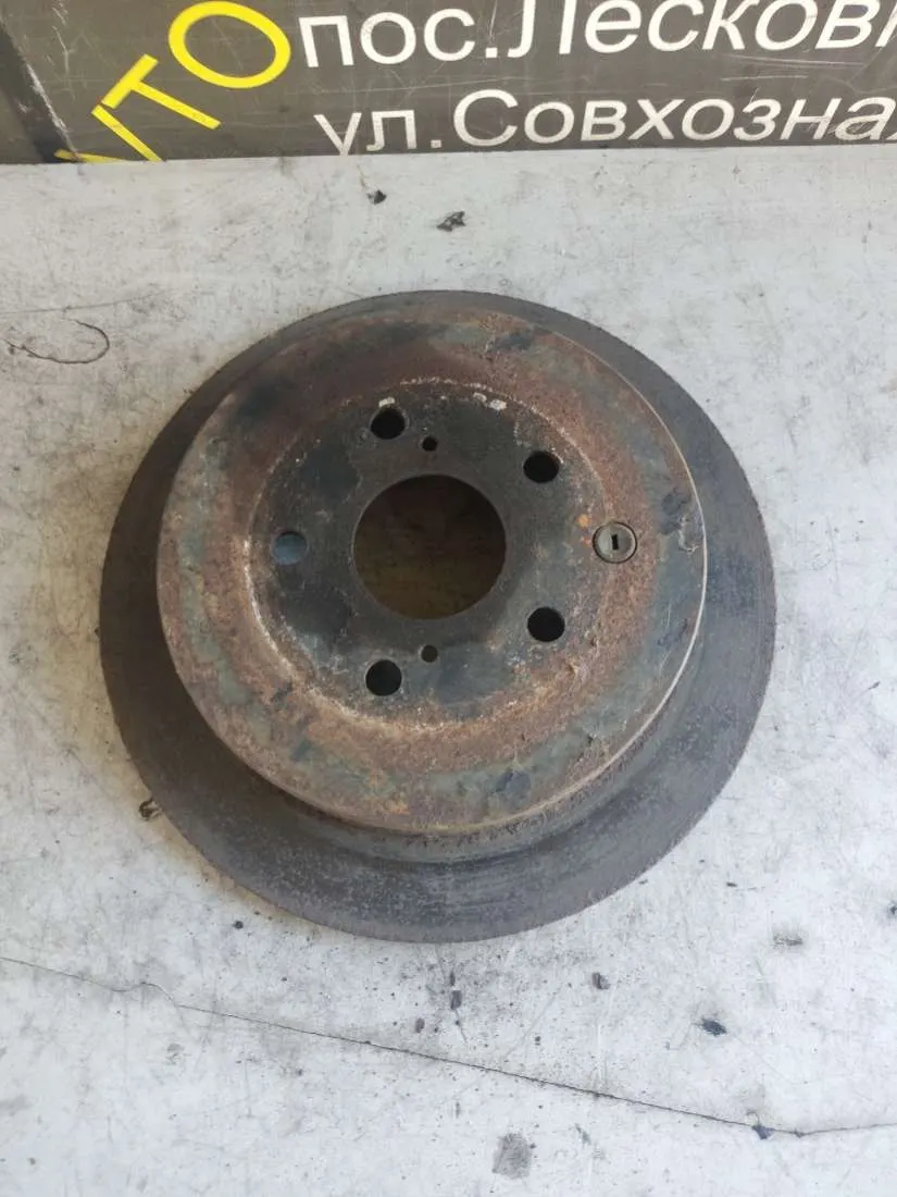 Диск тормозной задний Toyota Sienna 3 поколение