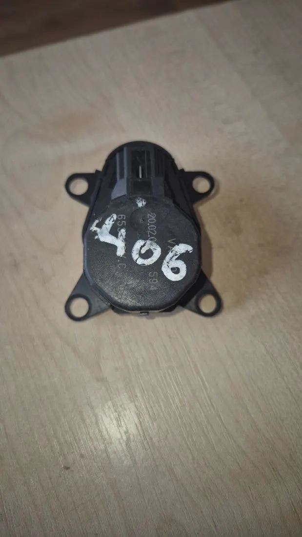 моторчик заслонки печки Peugeot 406 1 поколение [рестайлинг]