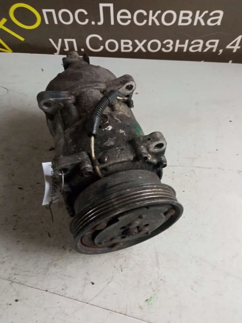 компрессор кондиционера Renault Megane 1 поколение 7700272987 — фото 3