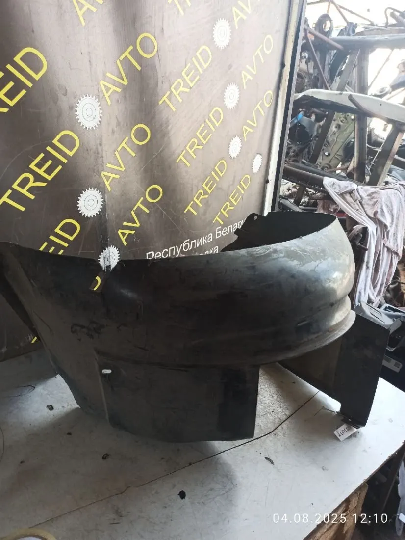Защита арок передняя правая (подкрылок) Citroen Xsara 1 поколение 9622097280