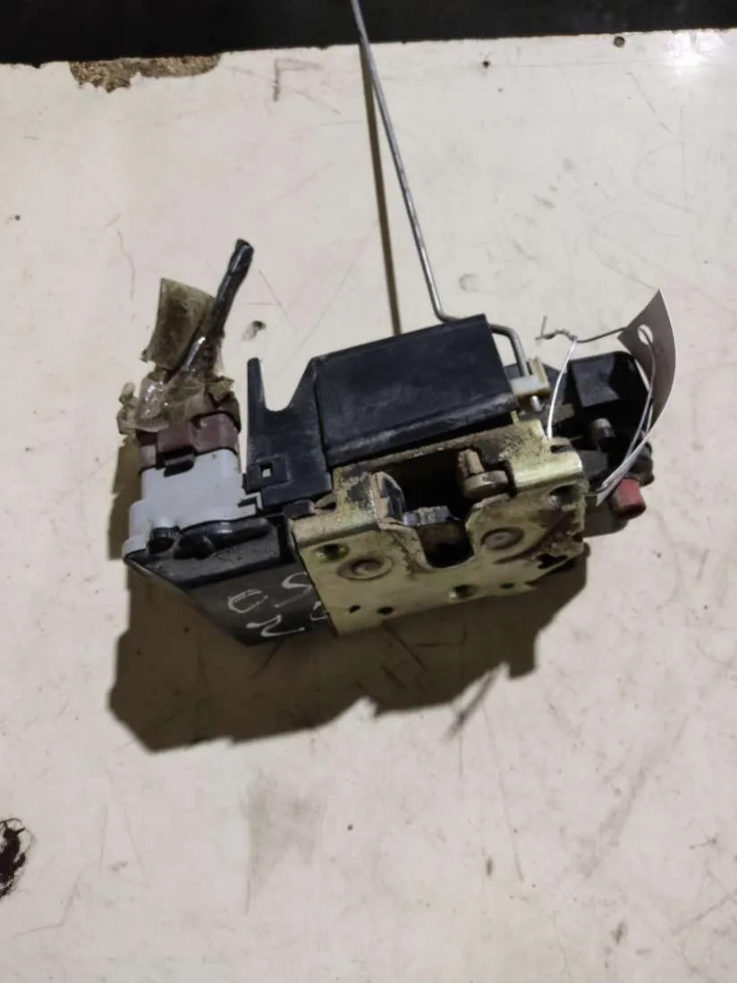 Замок двери задней левой Citroen C5 1 поколение