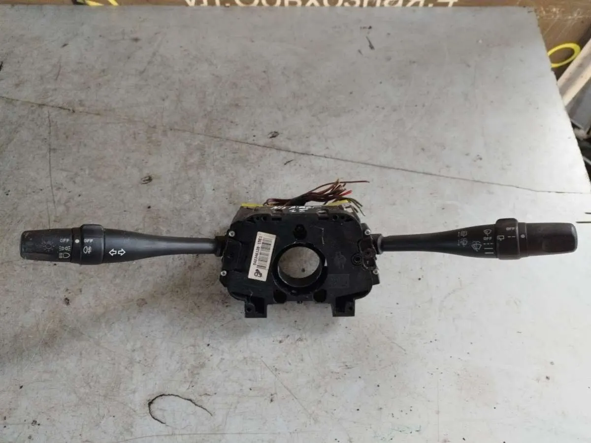 переключатель подрулевой (стрекоза) Nissan Almera N15