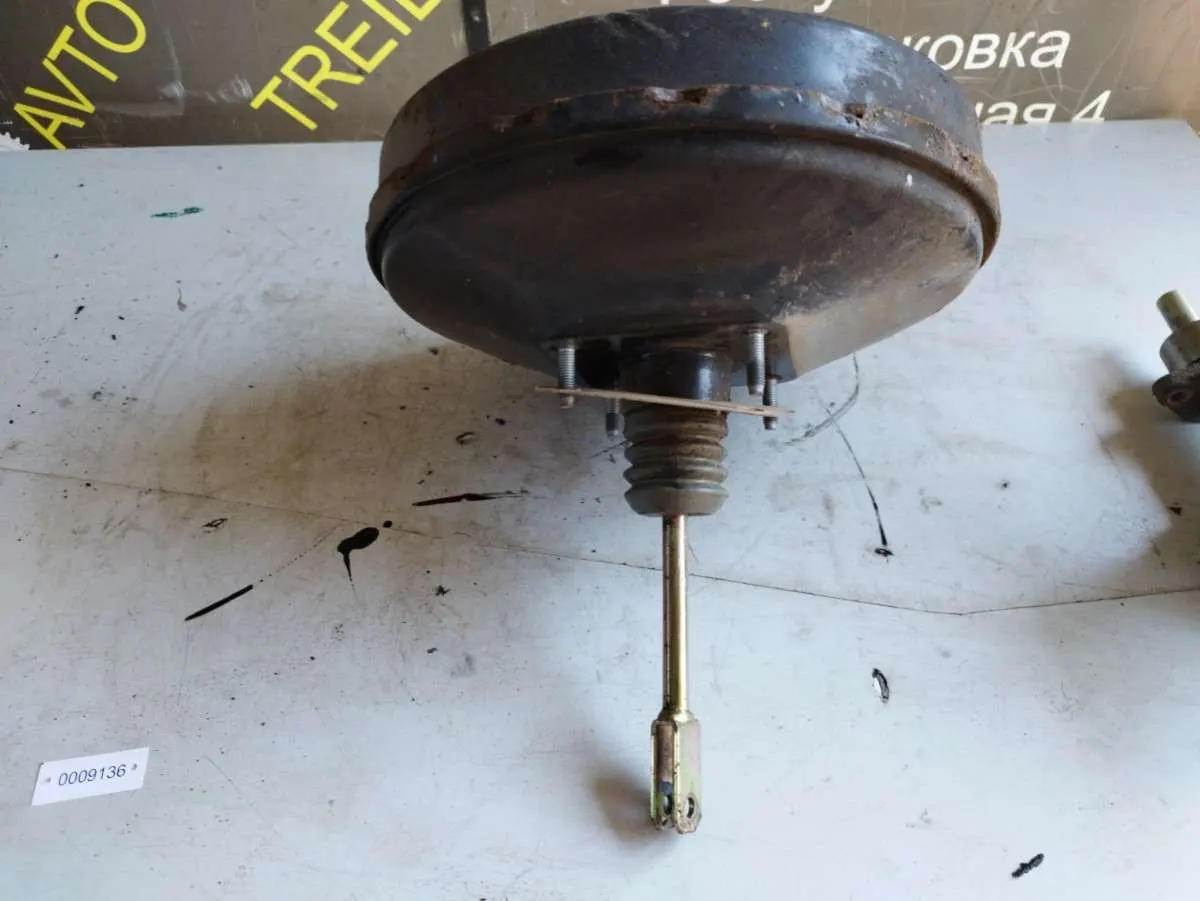 вакуумный усилитель тормозов Mercedes-Benz Vito W638 A0004307708