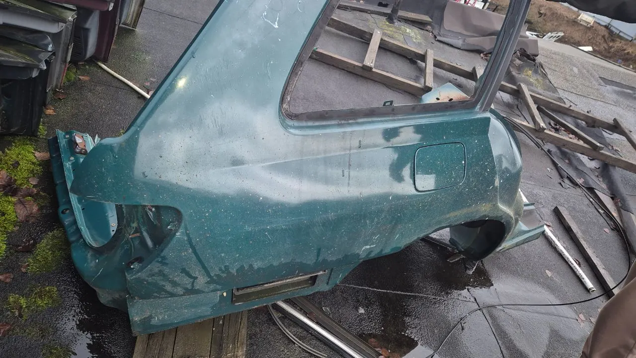 Крыло заднее правое Peugeot 406 1 поколение