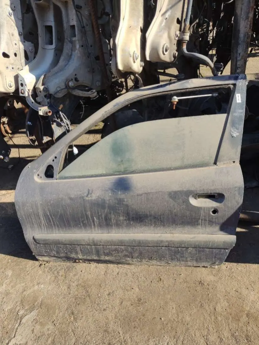 Дверь передняя левая Citroen Xsara 1 поколение