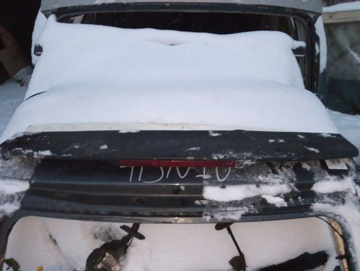 спойлер крышки багажника Ford C-Max 1 поколение