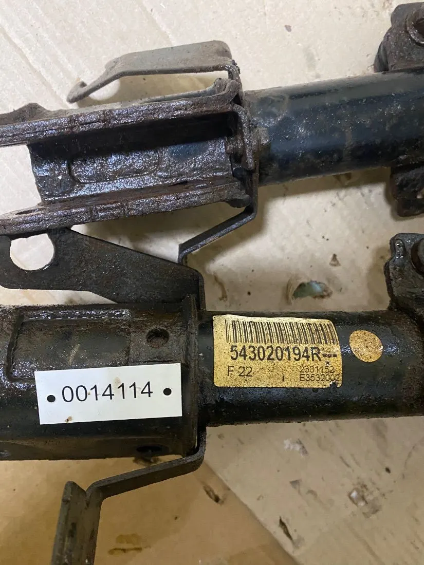 Стойка амортизатора передняя Renault Duster 1 поколение 543020194R