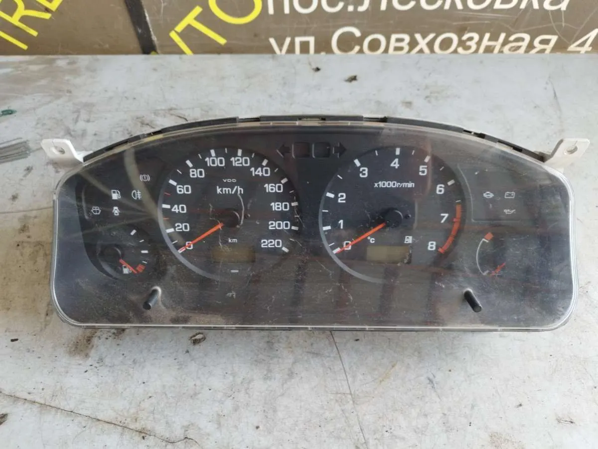 Щиток приборов (приборная панель) Nissan Primera 1 поколение