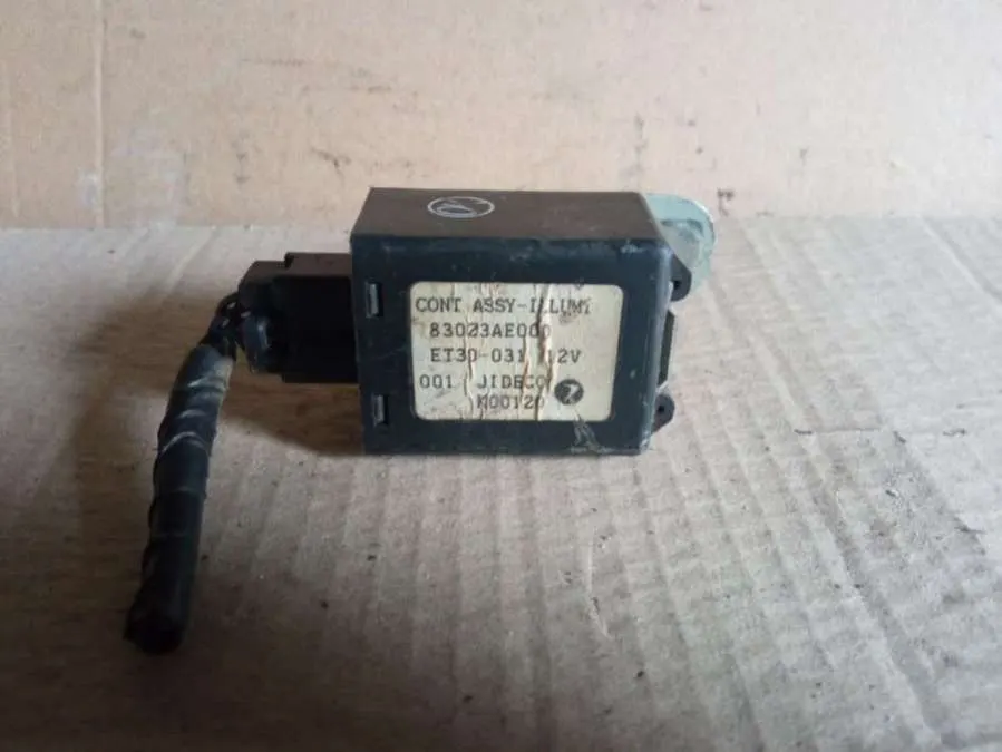 Блок управления (другие) Subaru Outback 2 поколение 83023AE000