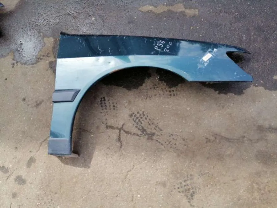 Крыло переднее правое Peugeot 306 1 поколение