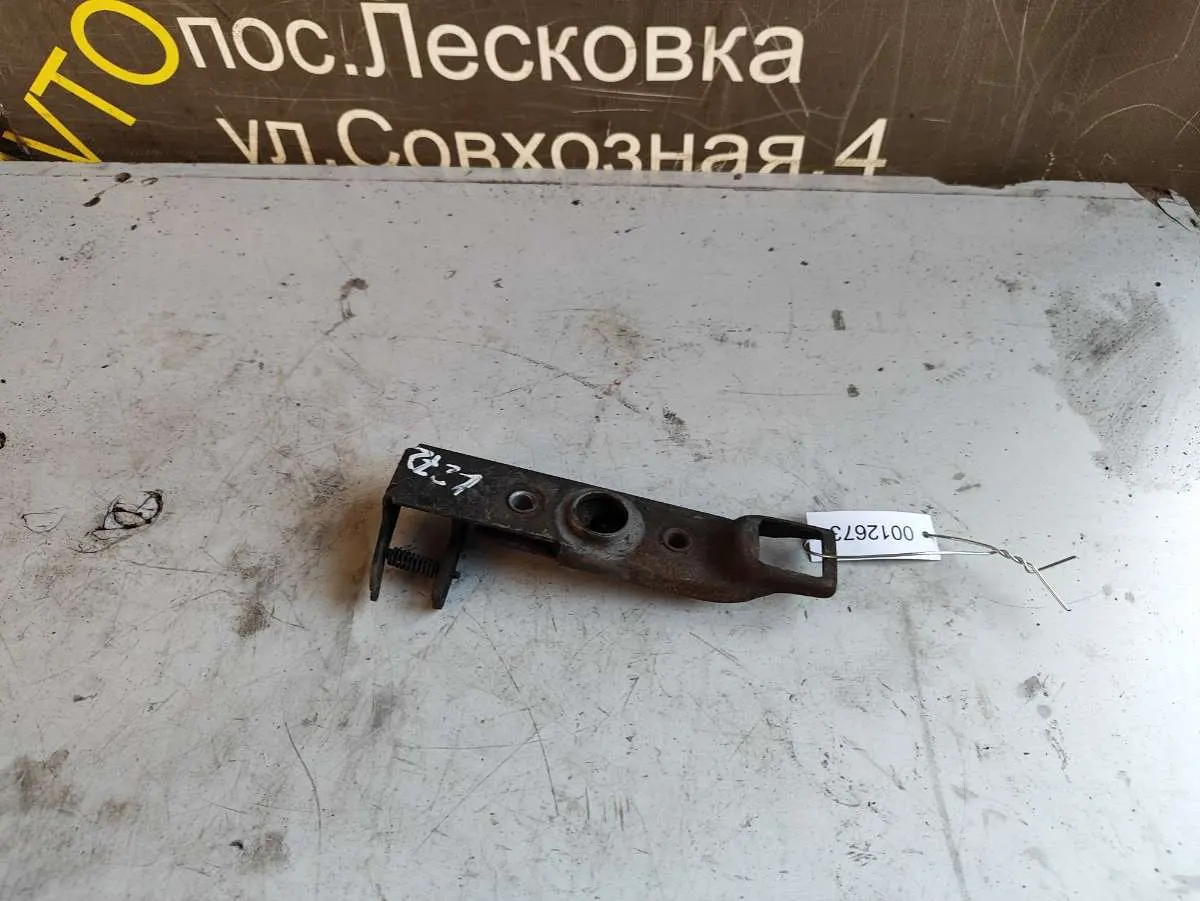 замок капота Mercedes-Benz Sprinter — фото 2