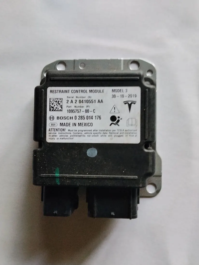 Блок AirBag Tesla Model 3 1 поколение 1095575700C