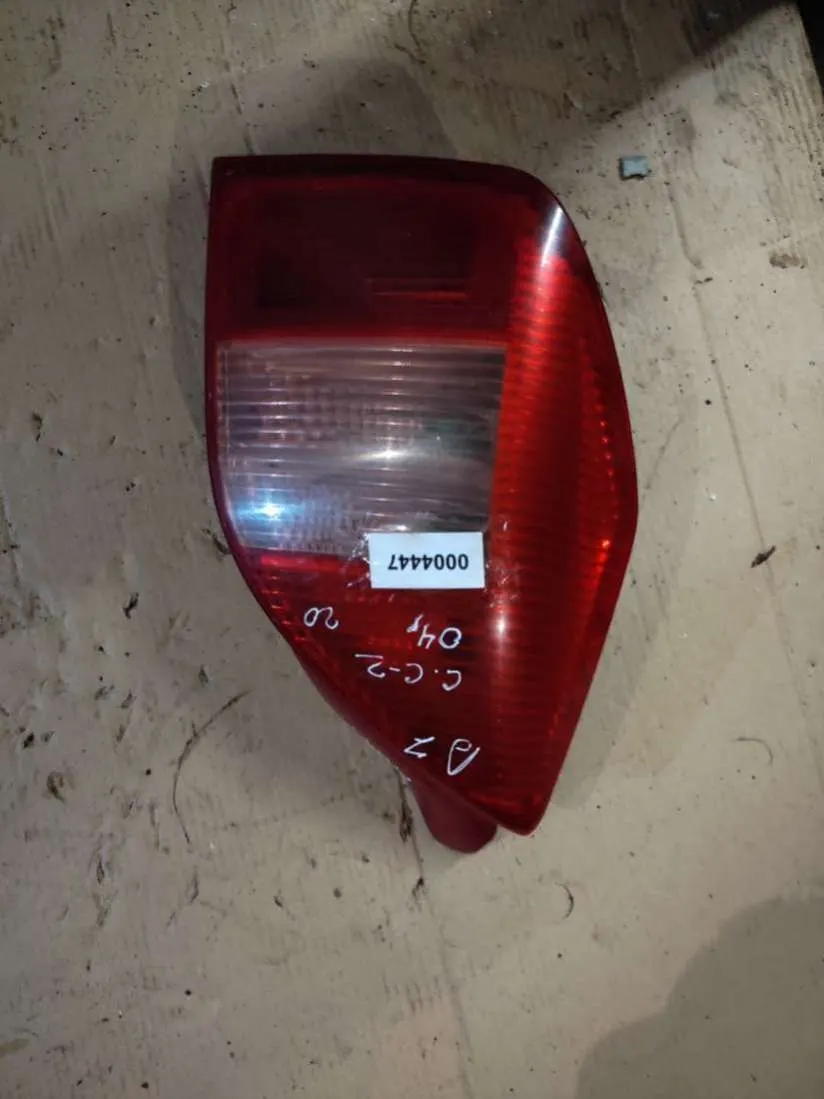 Фонарь задний левый Citroen C2 1 поколение