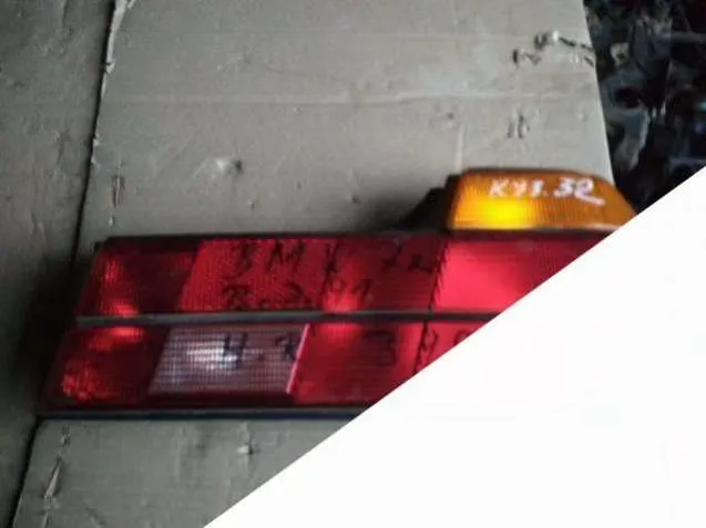 Фонарь задний правый BMW 7 серия E32