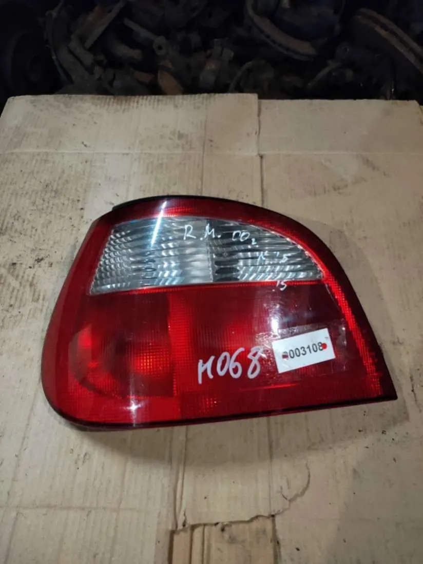 Фонарь задний левый Renault Megane 1 поколение