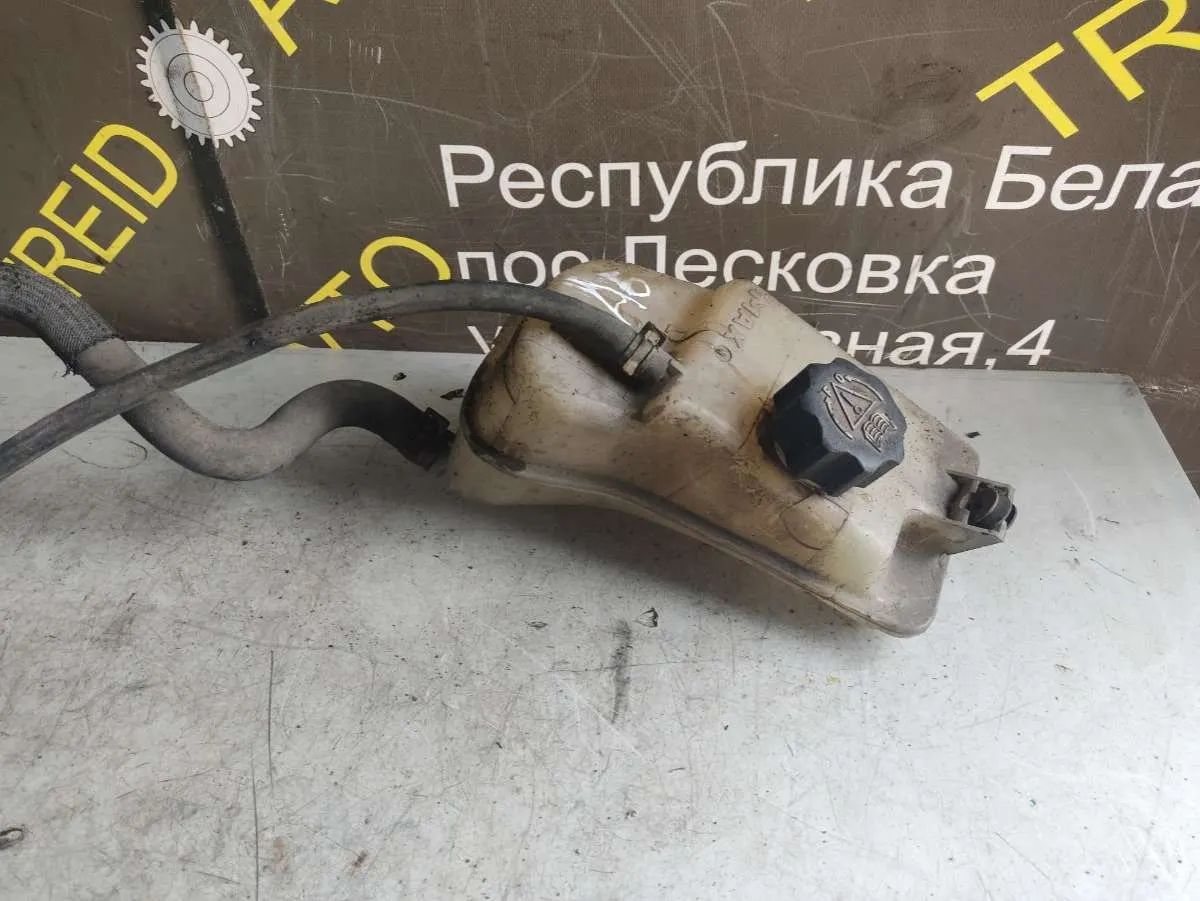 Расширительный бачок Citroen Xsara 1 поколение