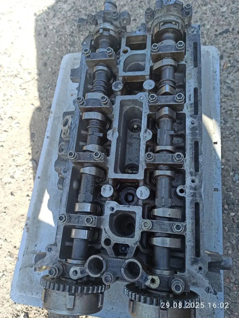 головка блока цилиндров Ford Escape 3 поколение