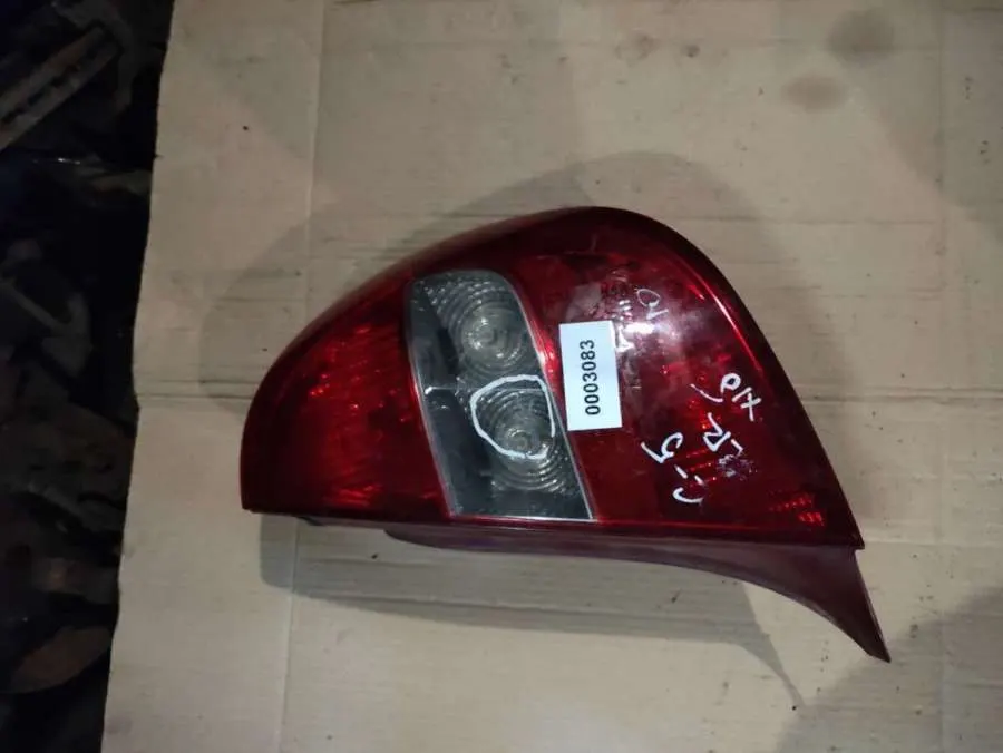 Фонарь задний правый Citroen C5 1 поколение