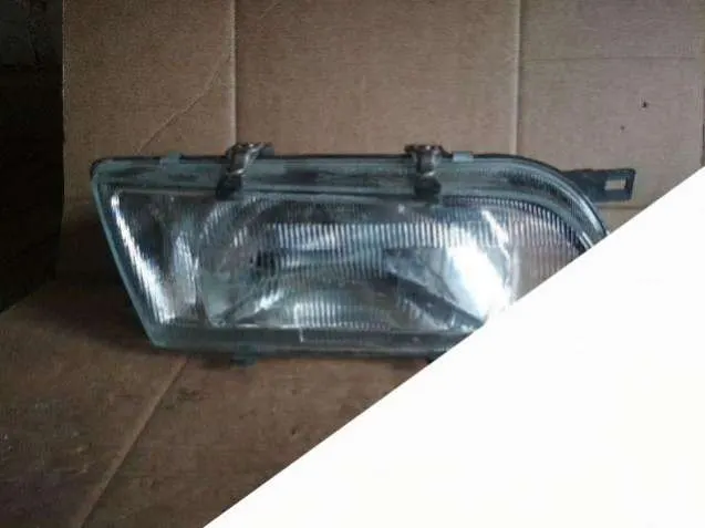 Фара правая Nissan Almera 1 поколение (N15)