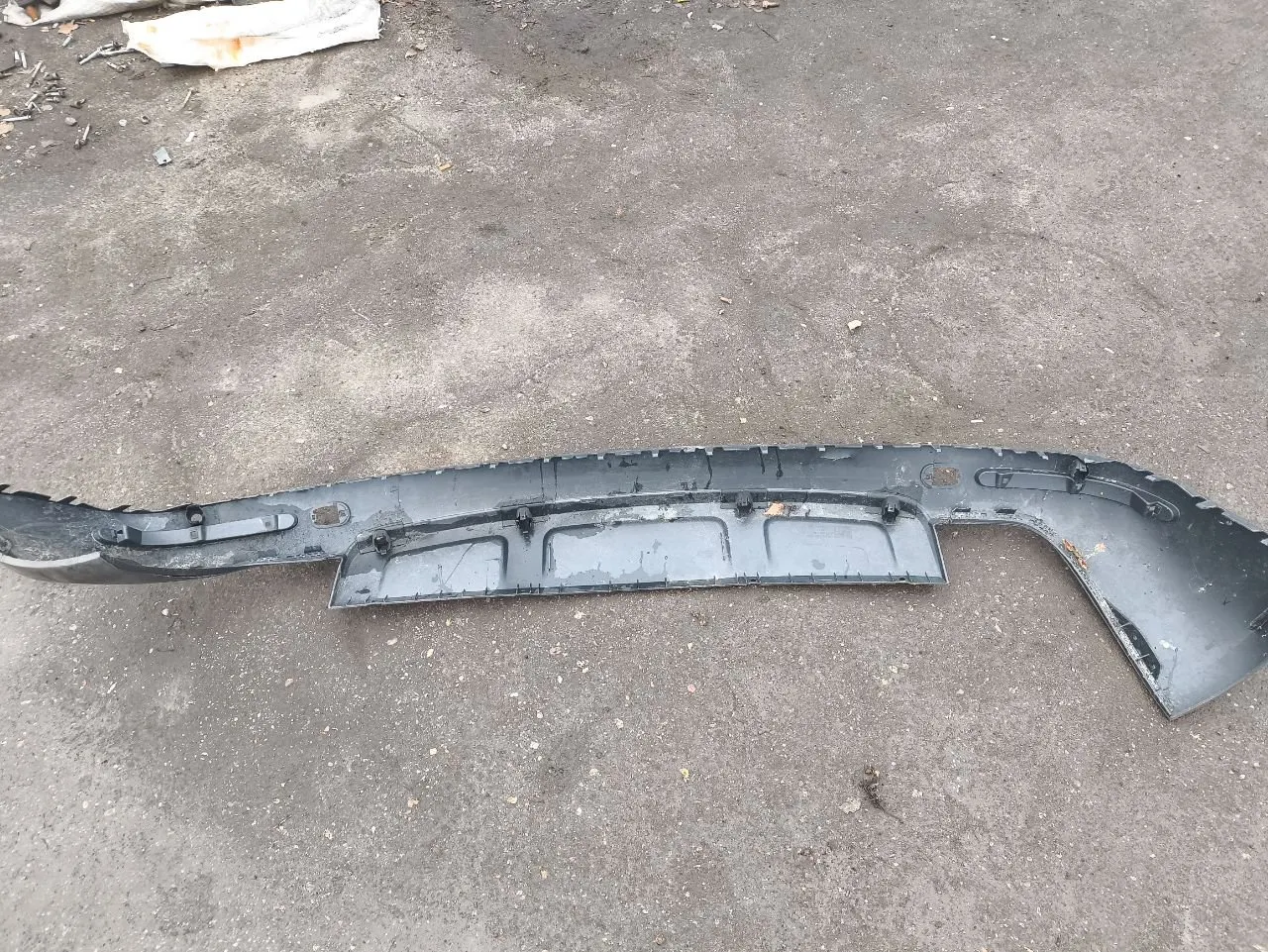 Накладка (юбка) заднего бампера Volkswagen Touareg 1 поколение 7L6807521P — фото 2