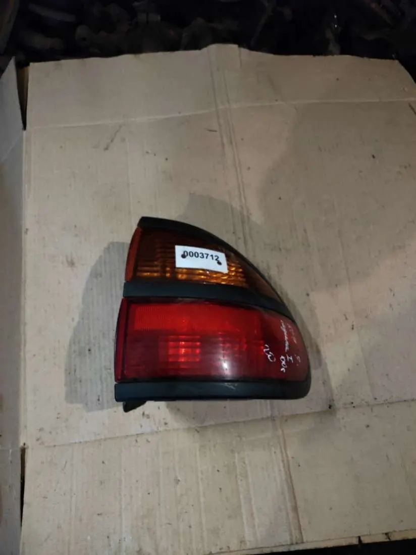 Фонарь задний правый Renault Laguna 1 поколение
