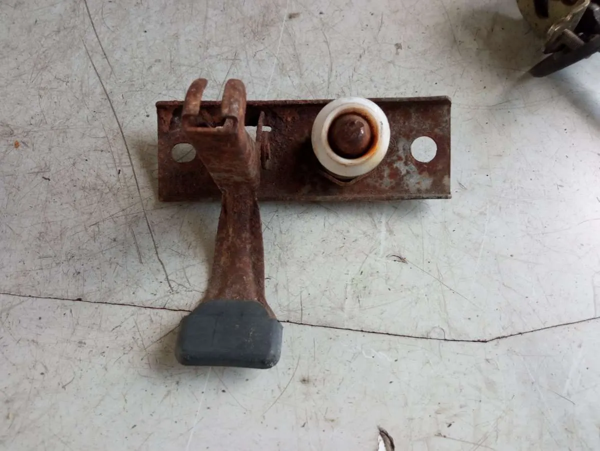 замок капота Fiat Palio 1 поколение