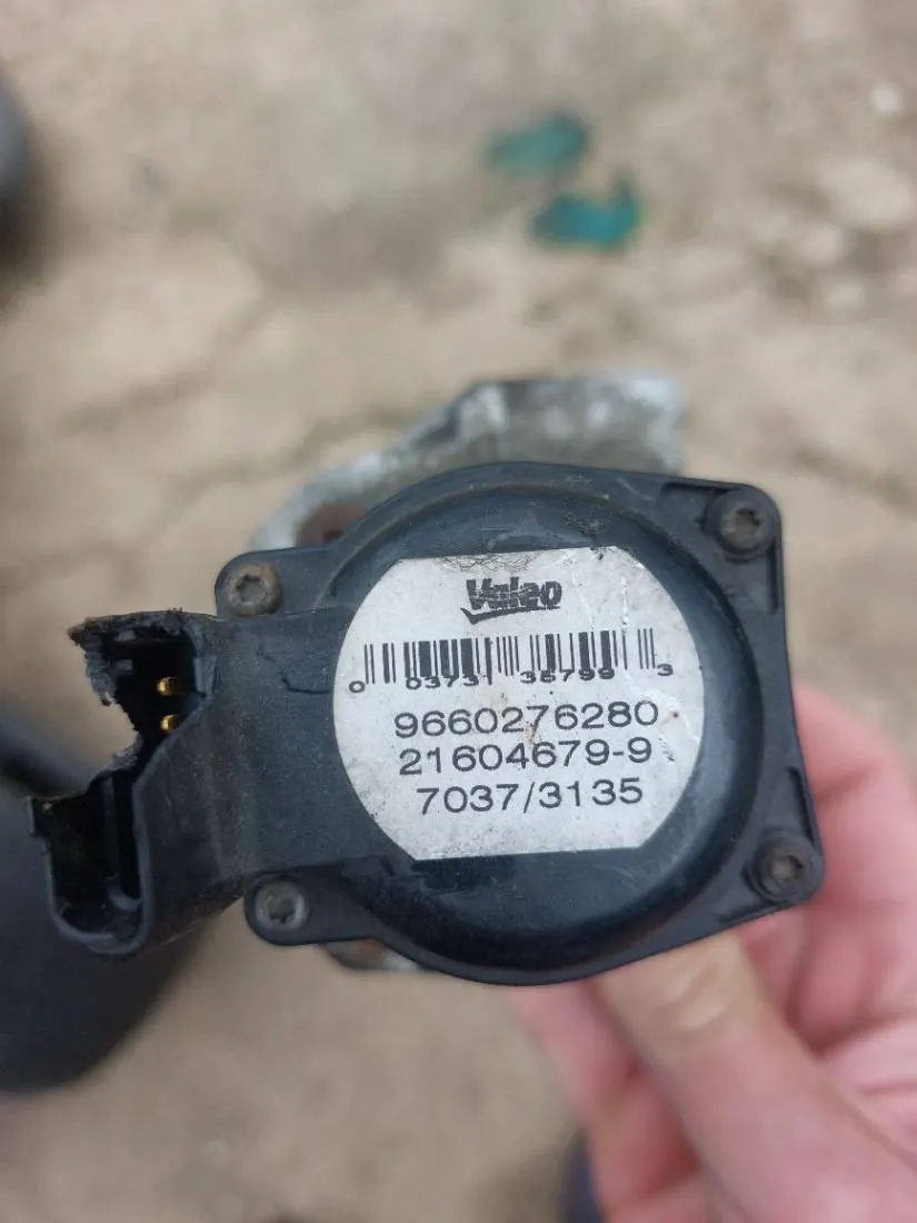 клапан EGR Peugeot Partner 2 поколение 9660276280