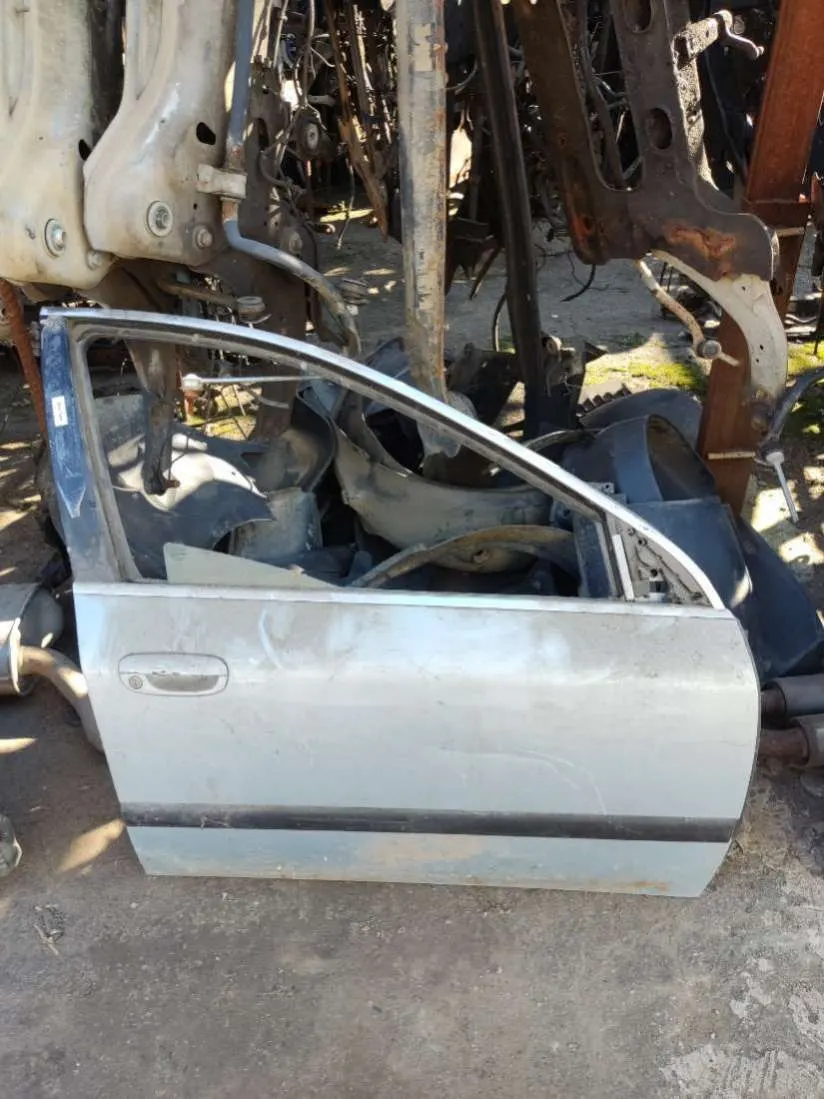 Дверь передняя правая Peugeot 607 1 поколение