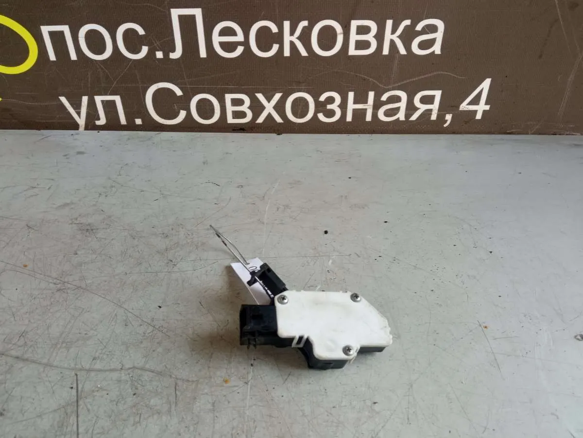 Датчик положения педали сцепления Renault Scenic 3 поколение