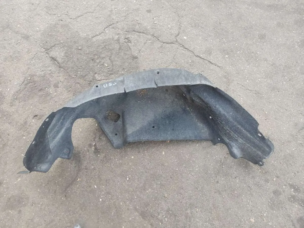 Защита арок задняя левая (подкрылок) Toyota Sienna 3 поколение