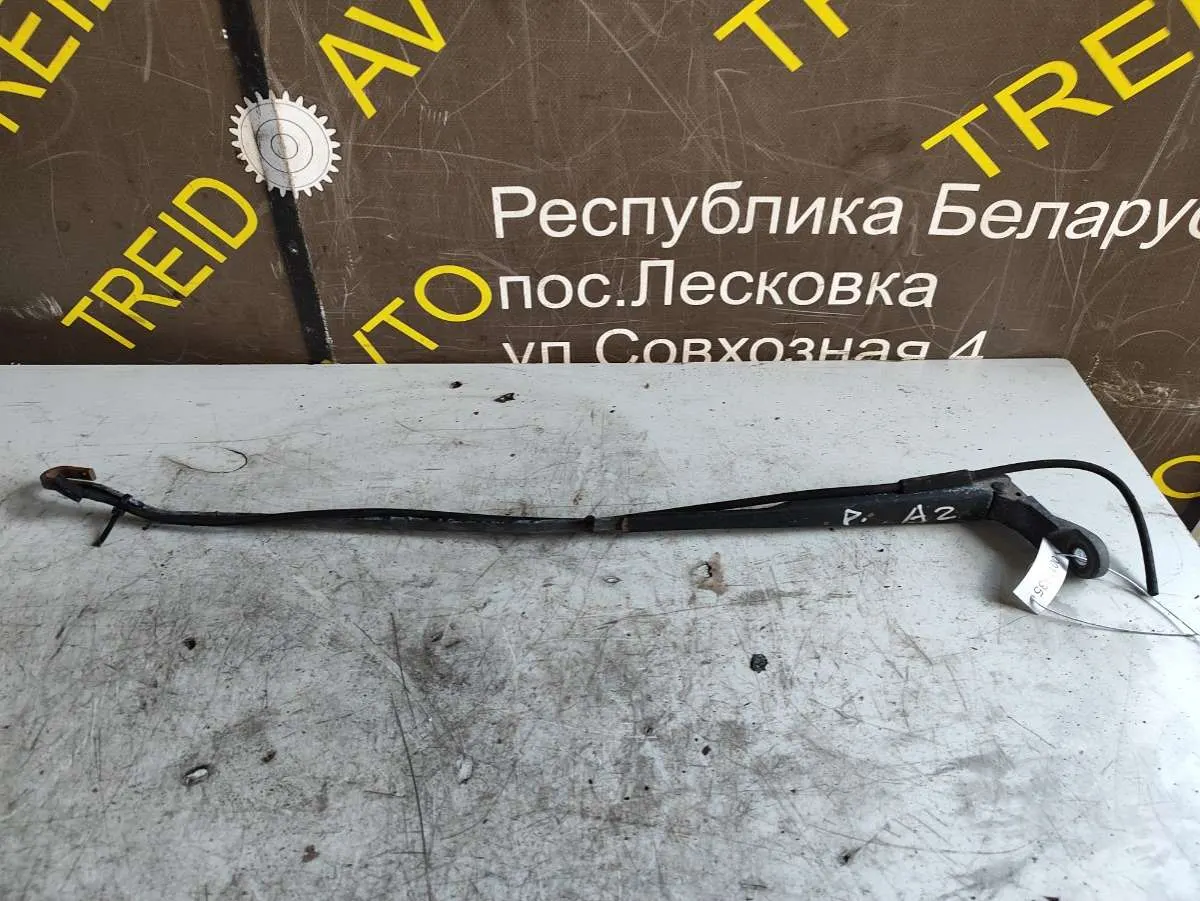 Щеткодержатели (поводок стеклоочистителя, дворник) Mercedes-Benz Vito W638 — фото 2