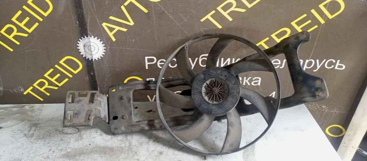 Вентилятор радиатора Renault Megane 1 поколение Артикул IMP-260602-09918