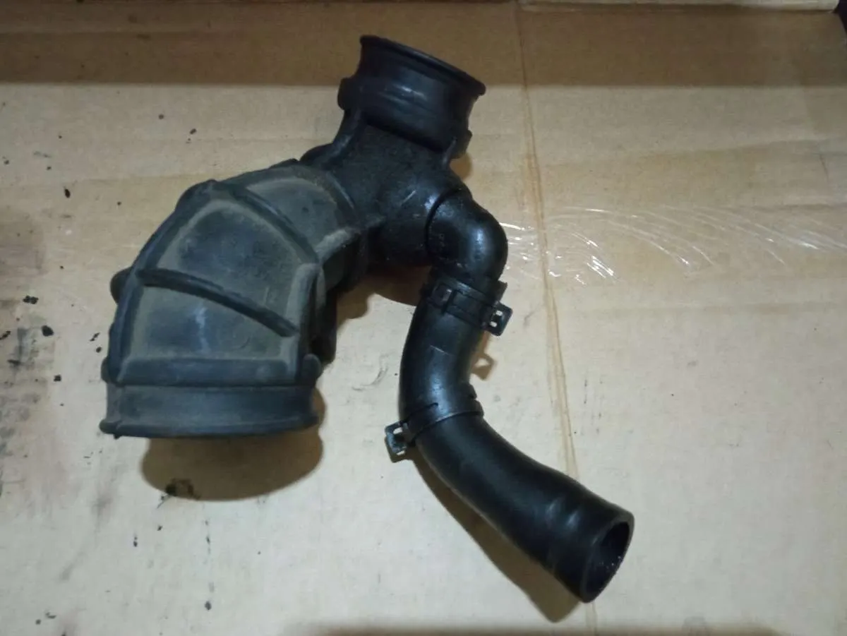 Патрубок турбины Opel Vectra B 24441600