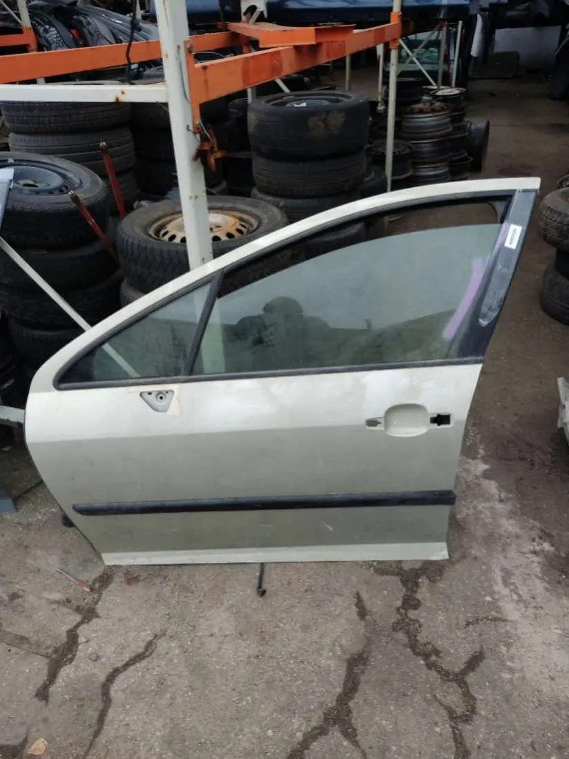 Дверь передняя левая Peugeot 407 1 поколение