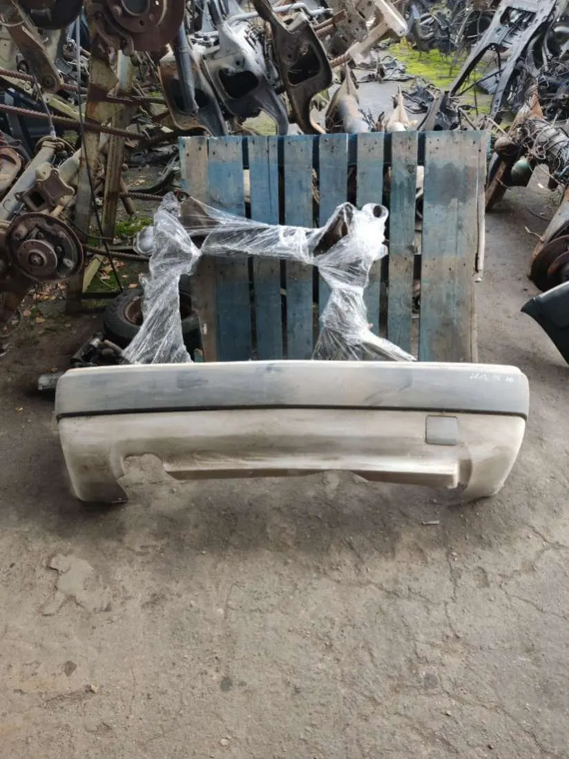 бампер задний Citroen Xantia 1 поколение