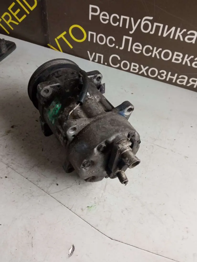 компрессор кондиционера Renault Megane 1 поколение 7700272987 — фото 2