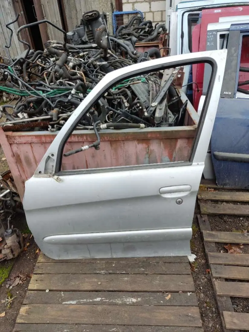 Дверь передняя левая Citroen Xsara 1 поколение [рестайлинг]