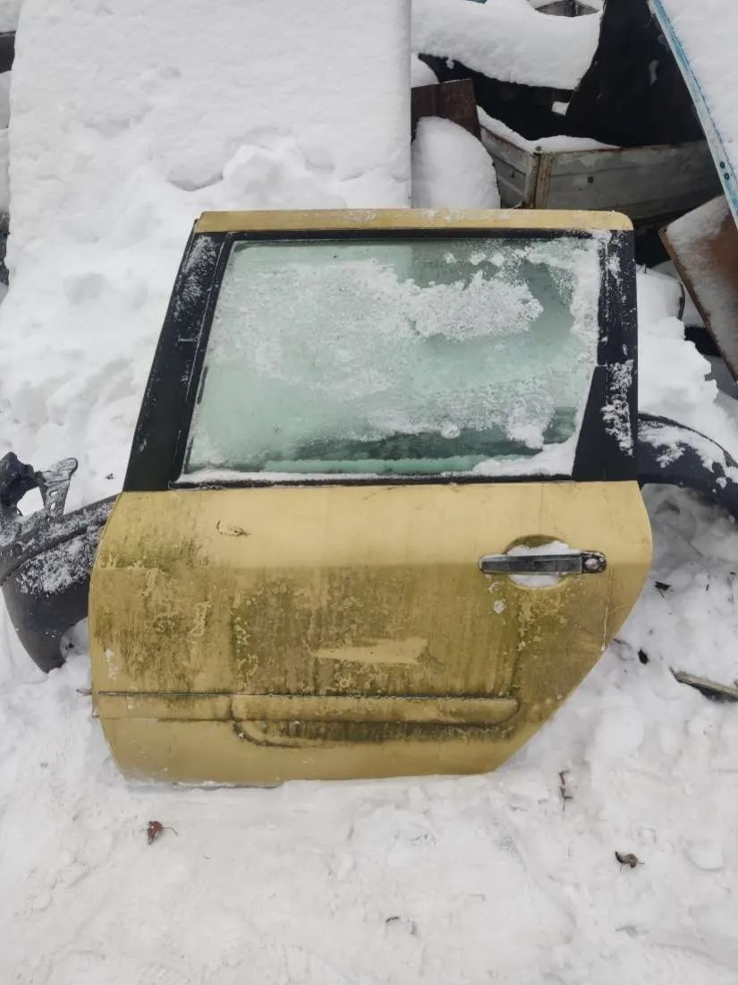 Дверь задняя левая Peugeot 307 1 поколение