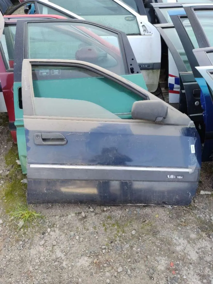 Дверь передняя правая Citroen Xantia 1 поколение
