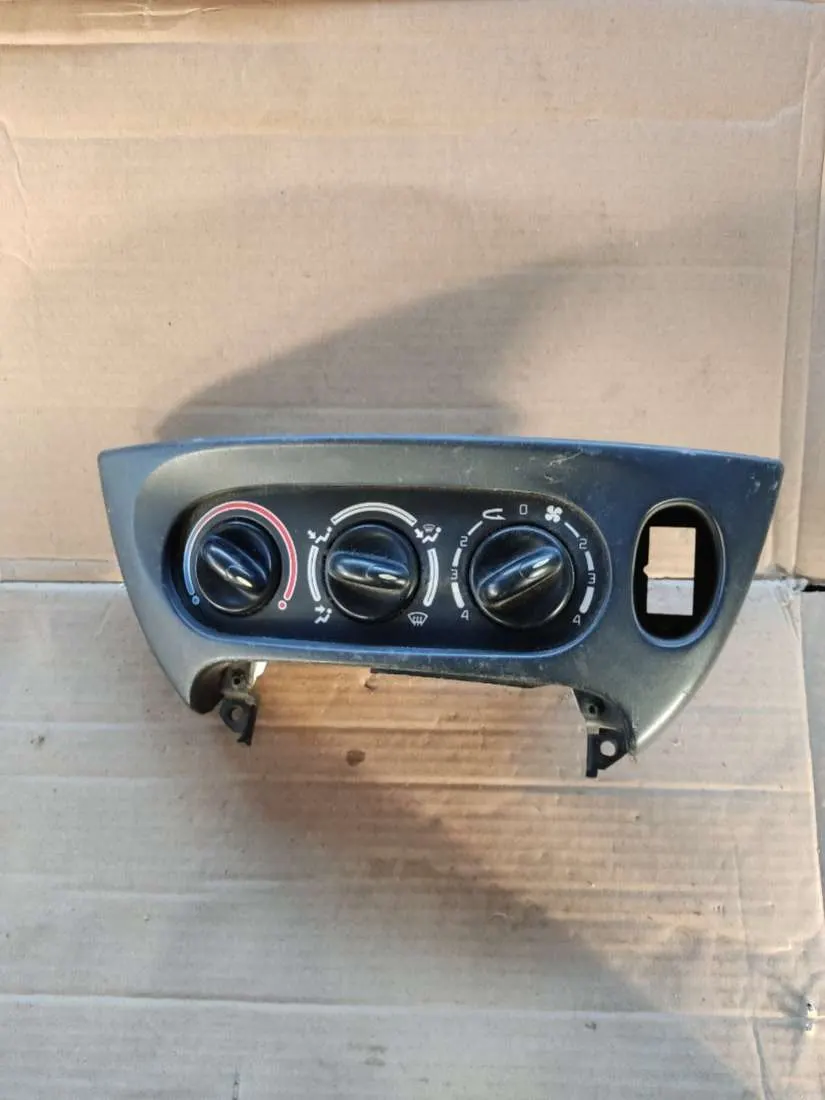 блок управления печки/климат-контроля Renault Megane 1 поколение 662370r