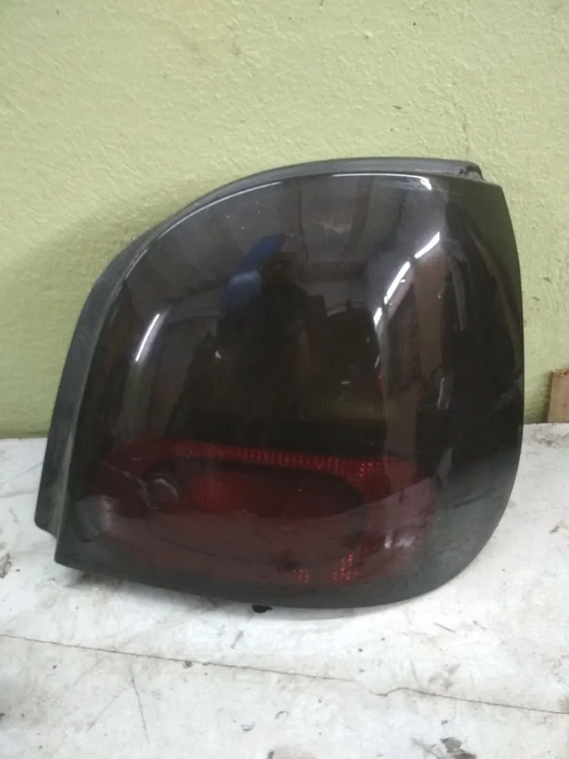 Фонарь задний правый Renault Scenic 1 поколение