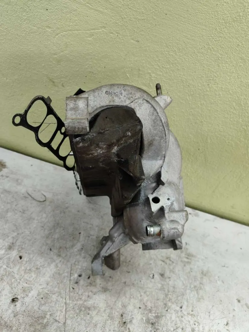 Коллектор впускной Mazda CX-7 1 поколение — фото 2