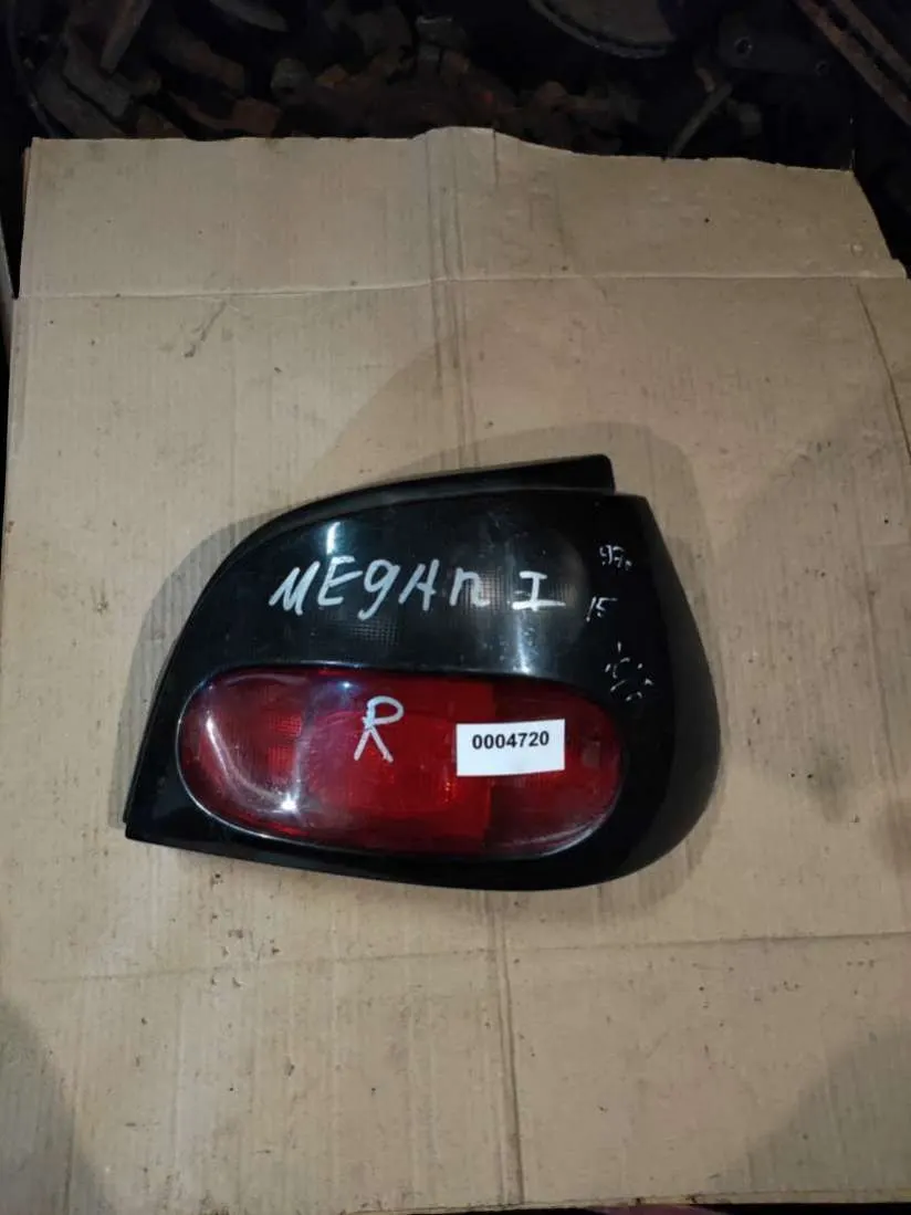 Фонарь задний правый Renault Megane 1 поколение