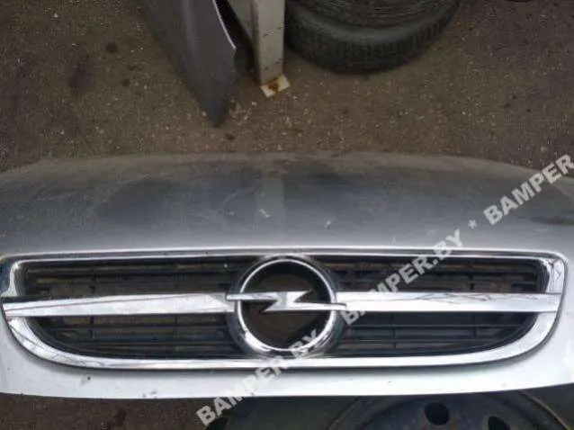 решетка радиатора Opel Zafira A [рестайлинг]